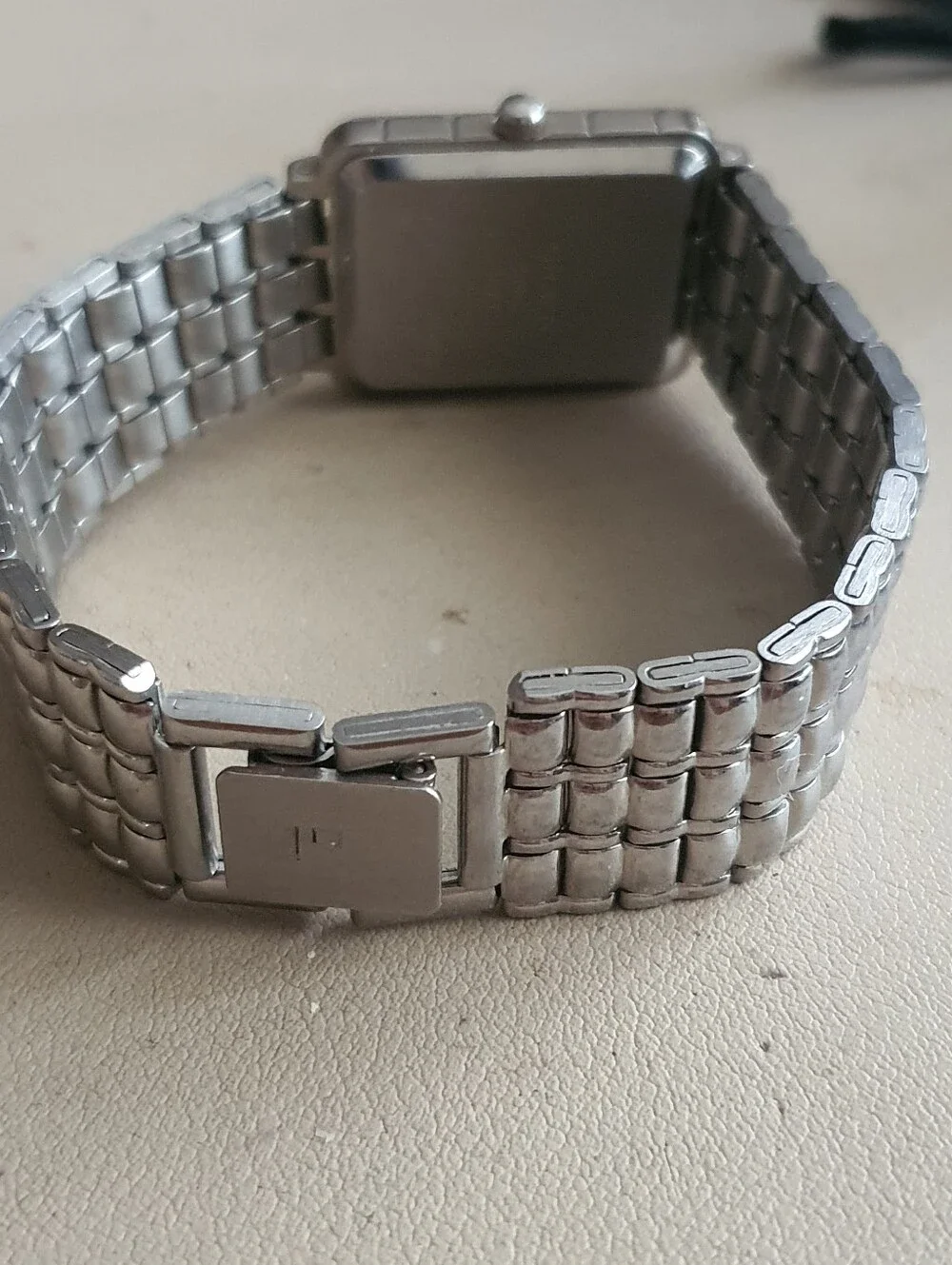 Vtg Gruen Precision Quartz Silver/Black Stainless Steel Men's Watch